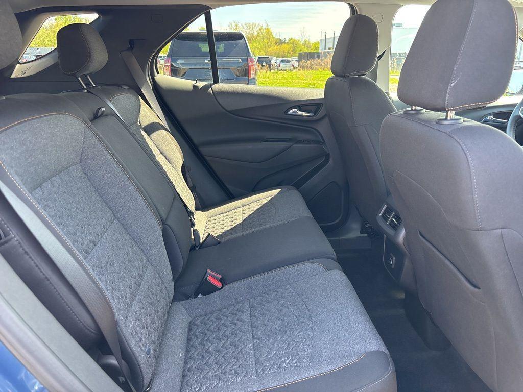 Used 2024 Lakeshore Blue Chevrolet LT image 37