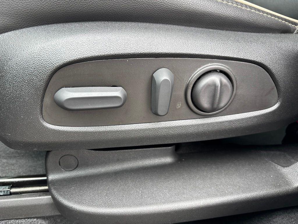 Used 2023 Black Metallic Chevrolet Premier image 20