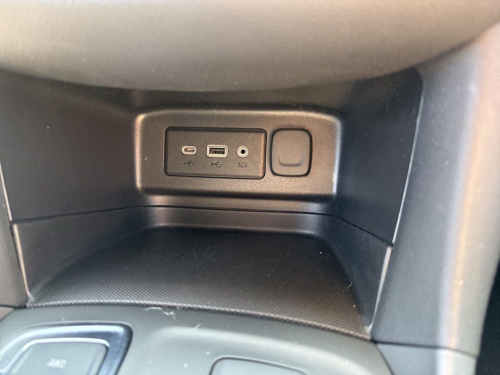 Used 2024 Lakeshore Blue Chevrolet LT image 24