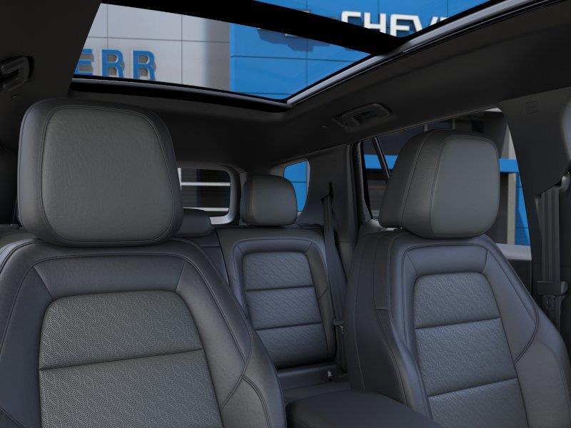 New 2027 Summit White Chevrolet LT image 24