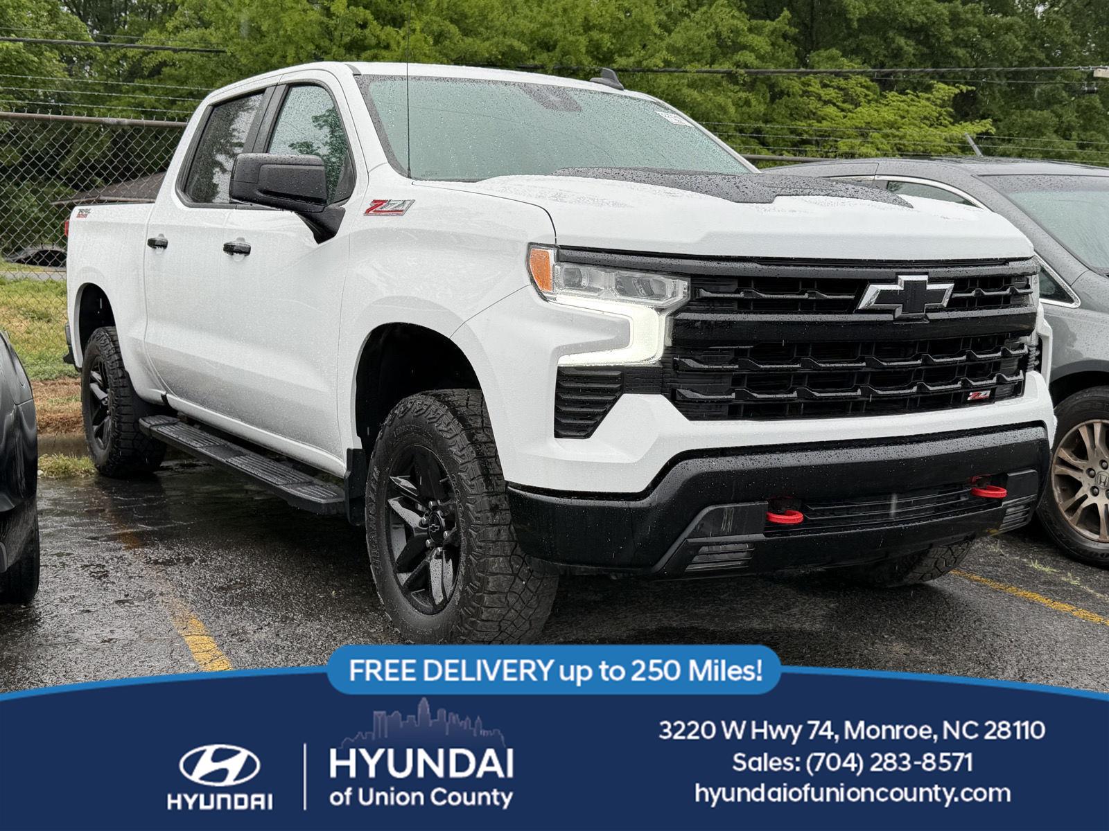 2023 Chevrolet Silverado 1500 LT Trail Boss Crew Cab 4WD