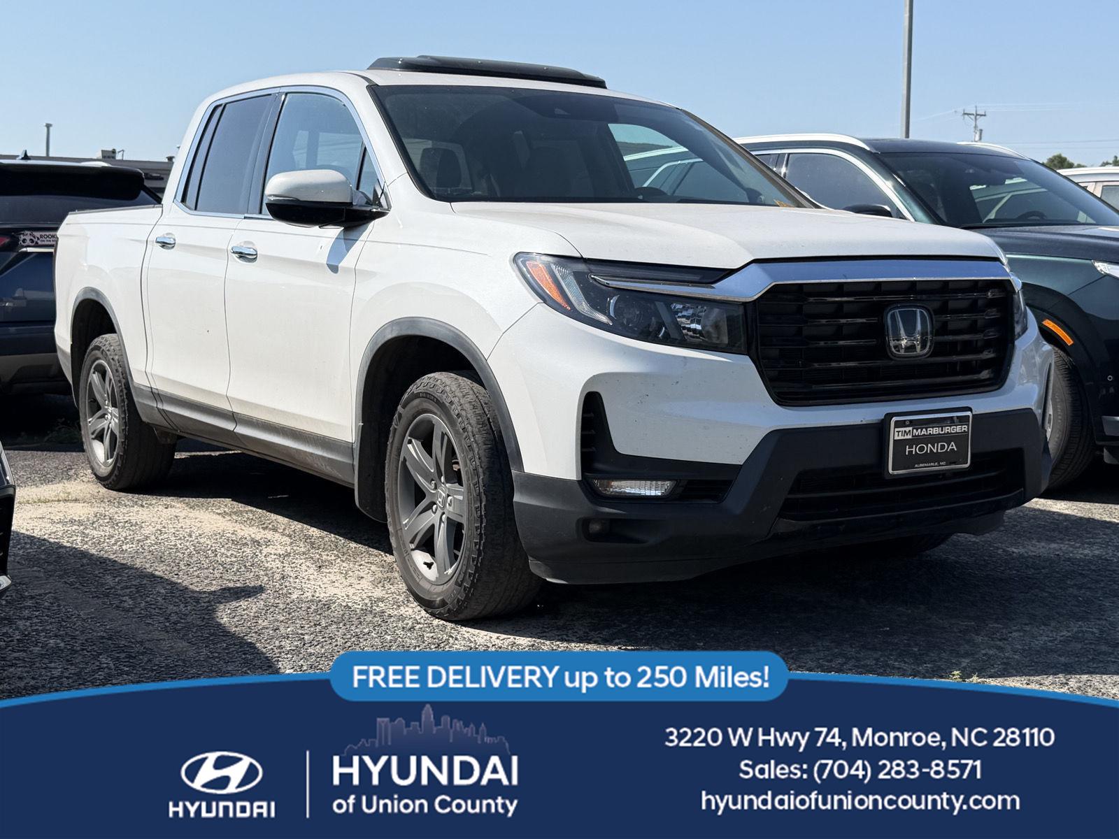 Platinum White Pearl 2022 Honda Ridgeline Touring AWD Pickup Truck 9-Speed Automatic