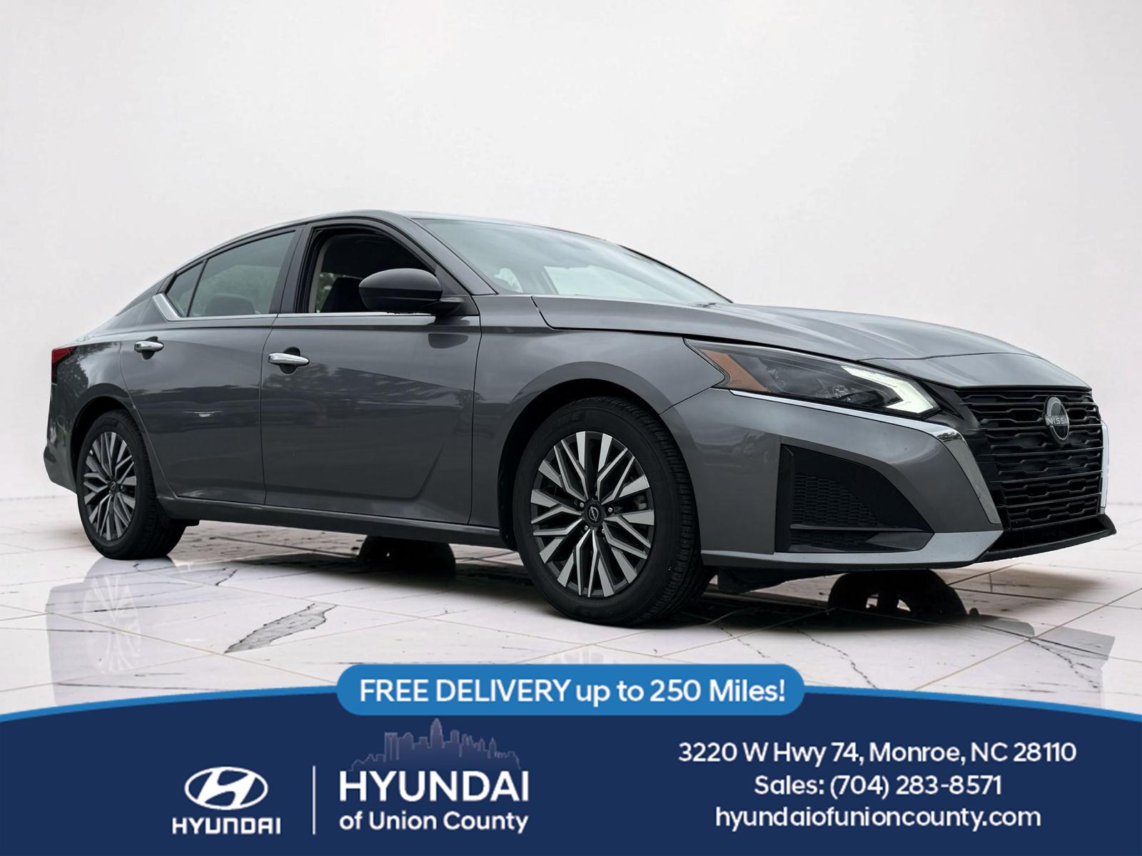 Gray (Gun Metallic) 2024 Nissan Altima Sedan Front-Wheel Drive Continuously Variable Transmission
