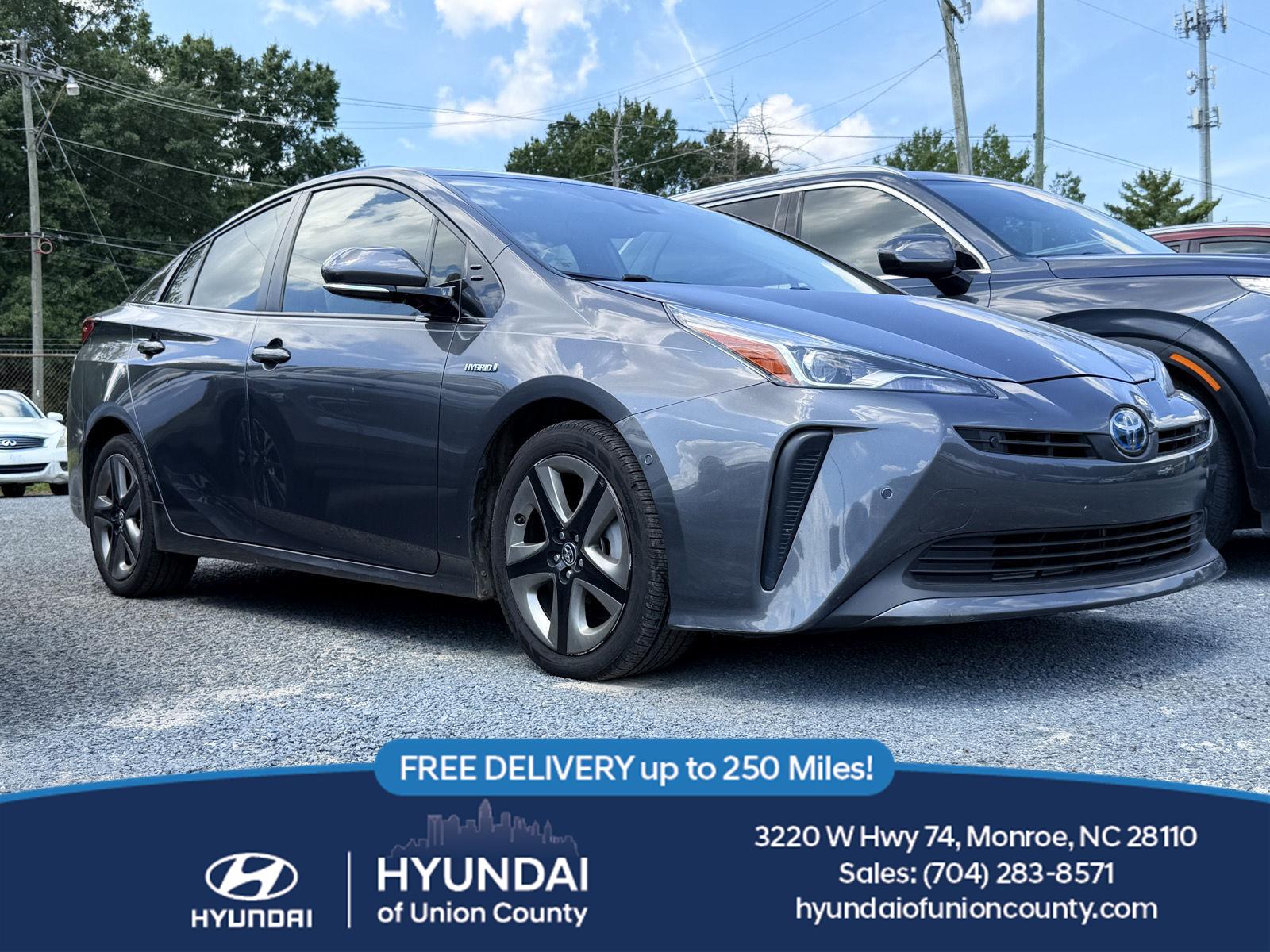 2019 Toyota Prius Limited FWD