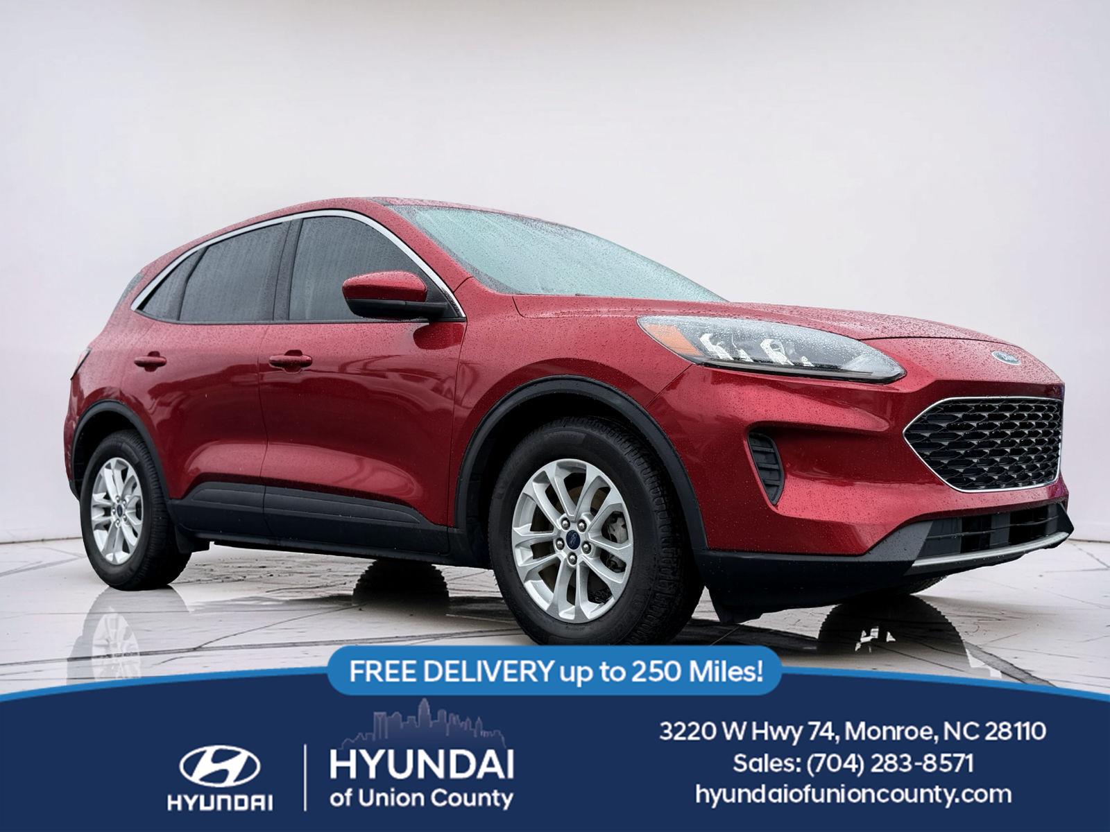Rapid Red Metallic Tinted Clearcoat 2020 Ford Escape SUV / Crossover Front-Wheel Drive 8-Speed Automatic