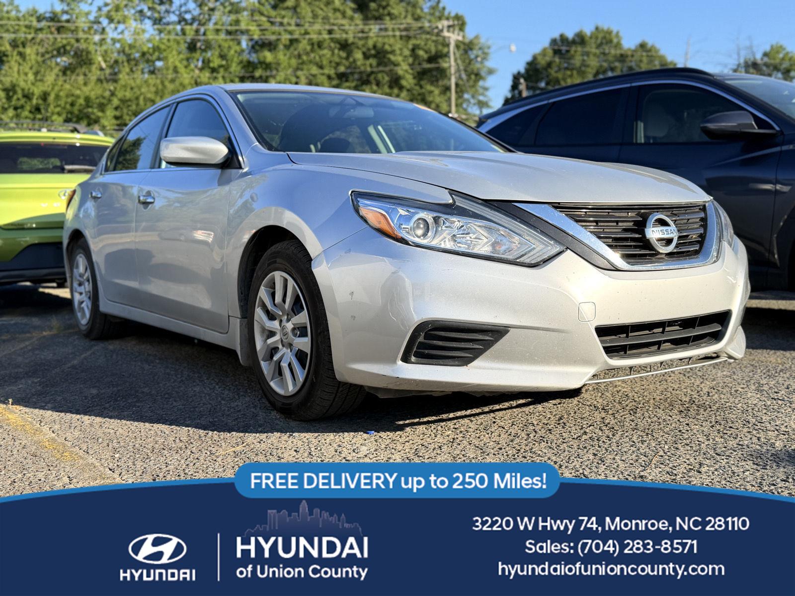 Brilliant Silver 2017 Nissan Altima Sedan Front-Wheel Drive Continuously Variable Transmission