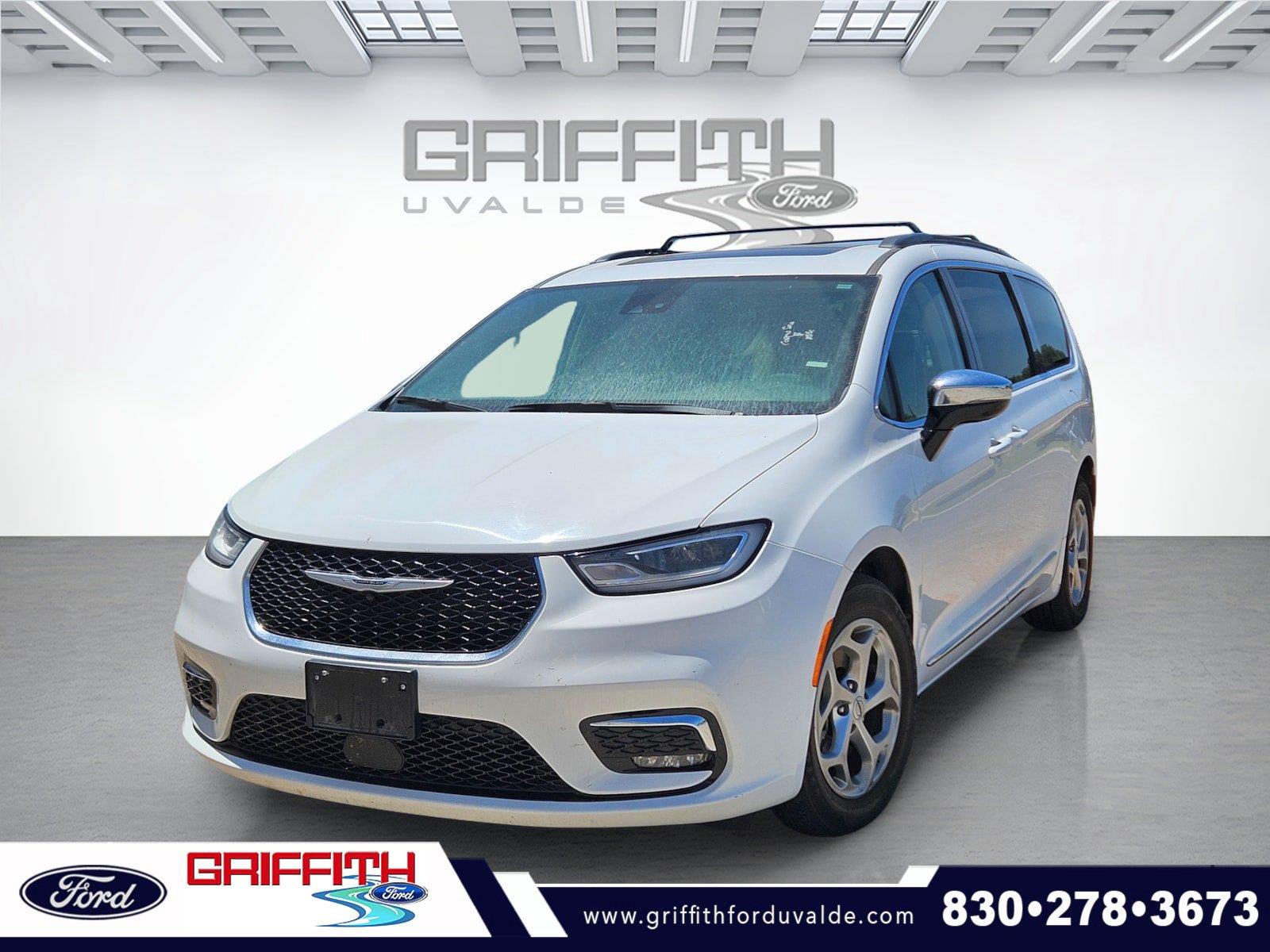 2023 Chrysler Pacifica Limited FWD