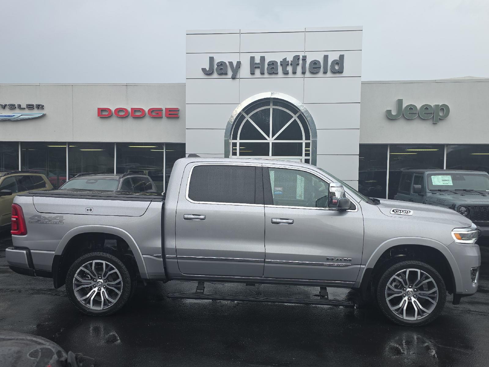 2025 RAM 1500 Tungsten Crew Cab 4WD