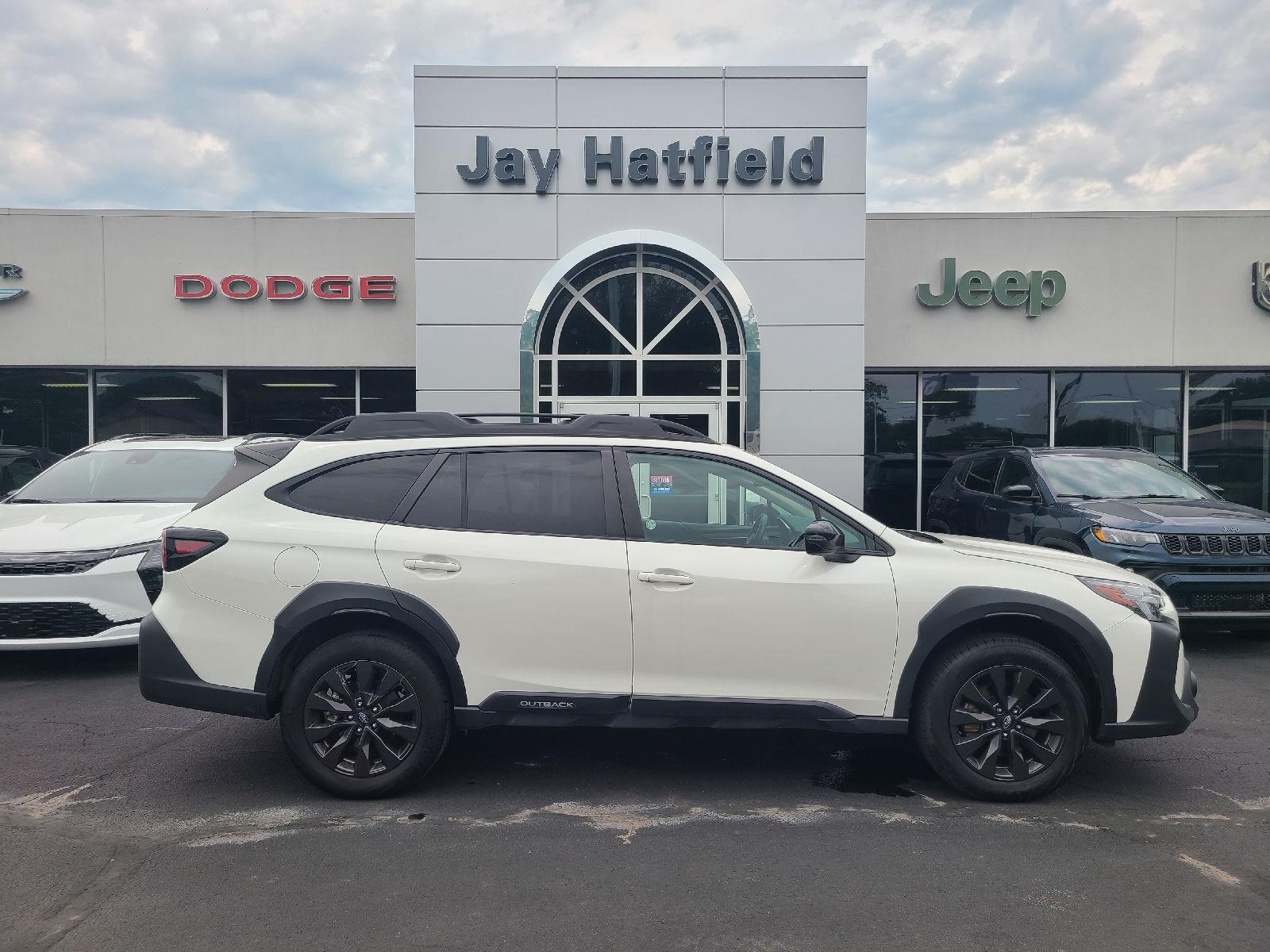 Crystal White Pearl 2025 Subaru Outback SUV / Crossover All-Wheel Drive Continuously Variable Transmission