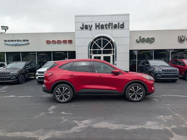 Rapid Red Metallic Tinted Clearcoat 2022 Ford Escape SUV / Crossover All-Wheel Drive 8-Speed Automatic