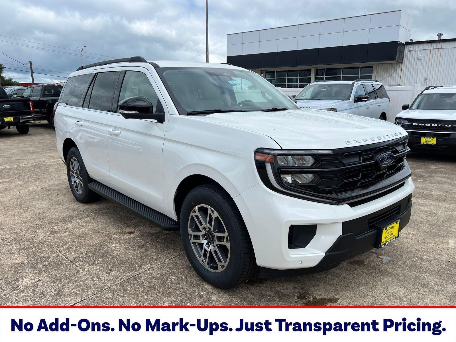 Star White Metallic Tri-Coat 2026 Ford Expedition SUV / Crossover 4X2 Automatic