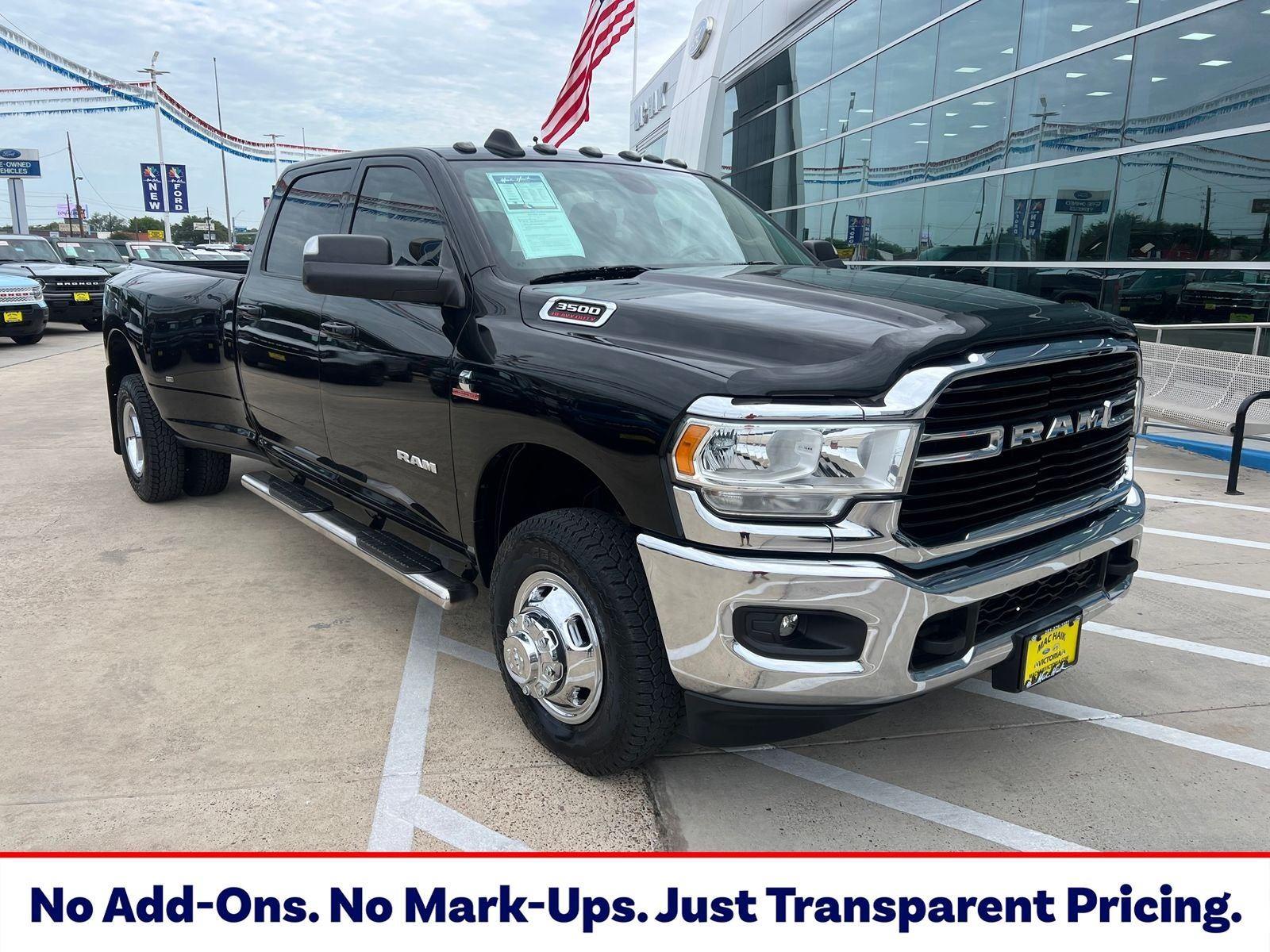 Diamond Black Crystal Pearlcoat 2020 RAM 3500 Pickup Truck Four-Wheel Drive 6-Speed Automatic