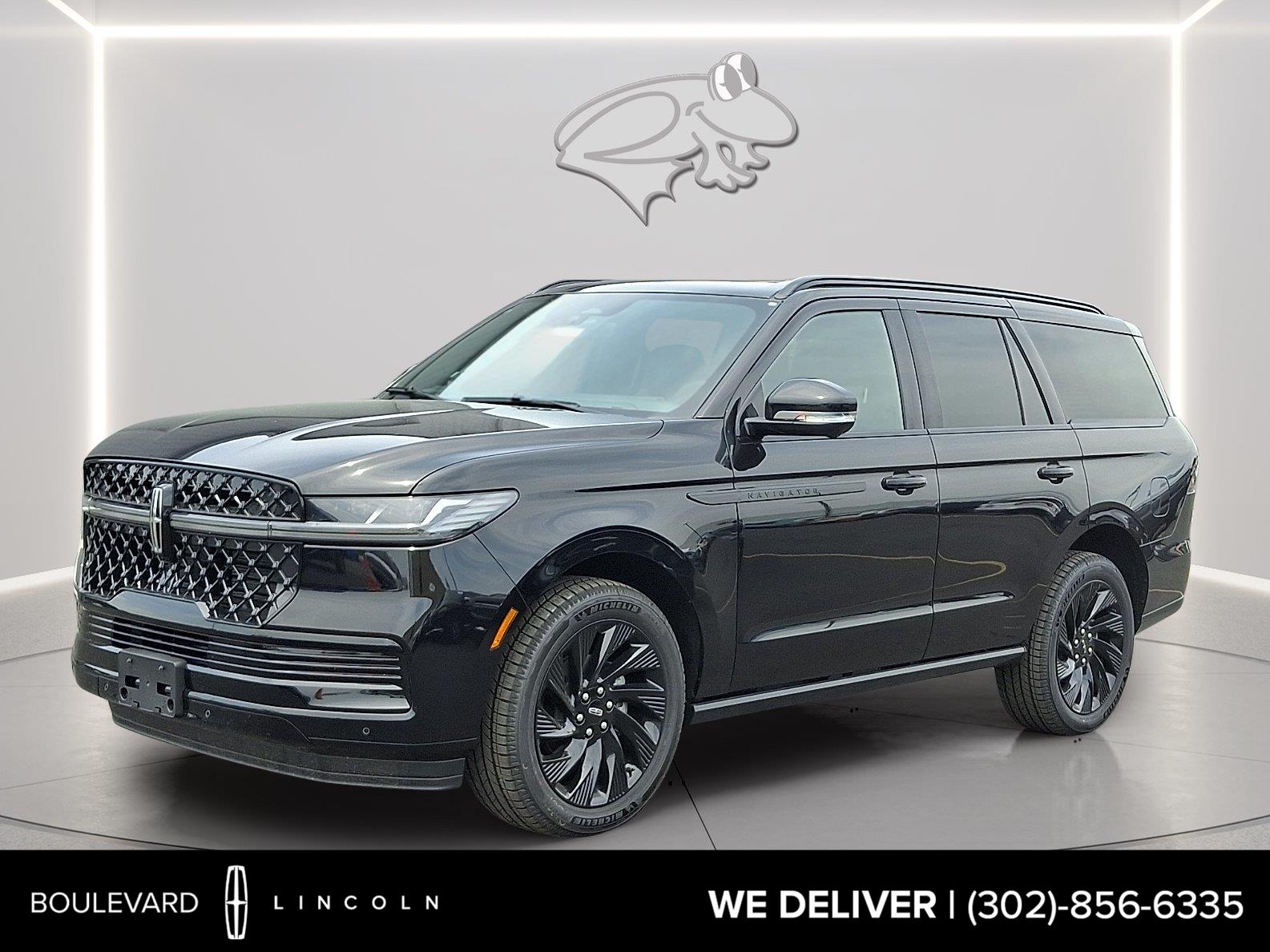 Infinite Black Metallic Clearcoat 2026 Lincoln Navigator SUV / Crossover Four-Wheel Drive Automatic