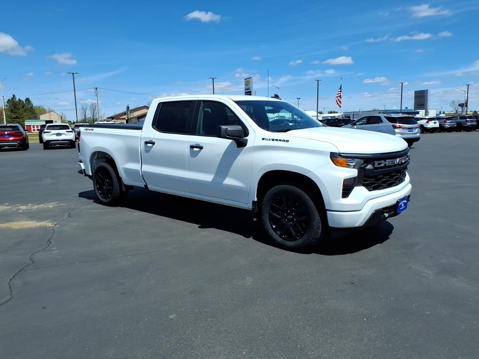 2023 Chevrolet Silverado 1500 Custom:2654A