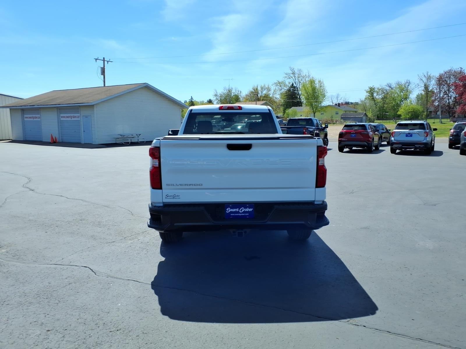 2022 Chevrolet Silverado 1500 Work Truck:2625A