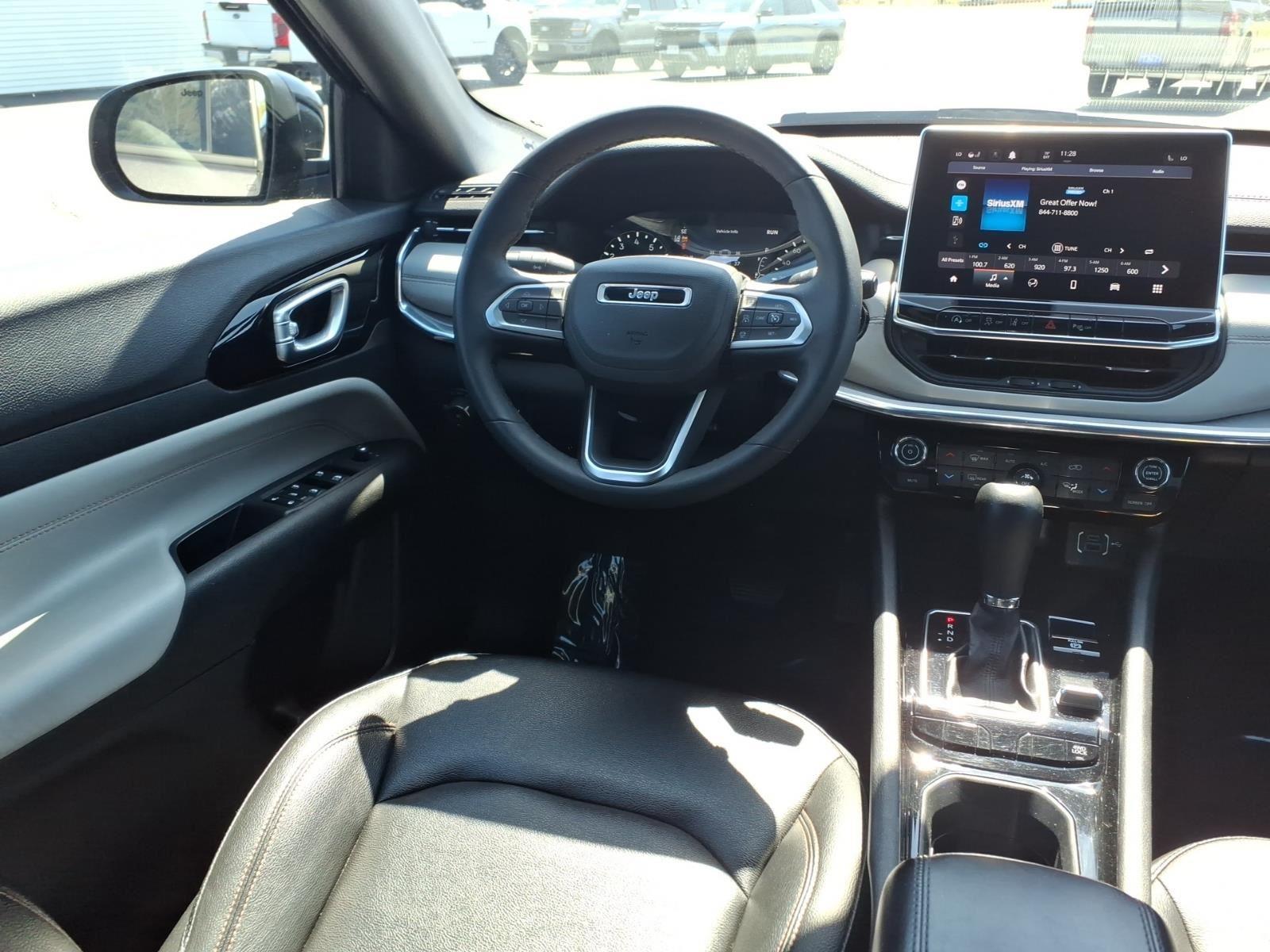 2024 Jeep Compass Limited:14835