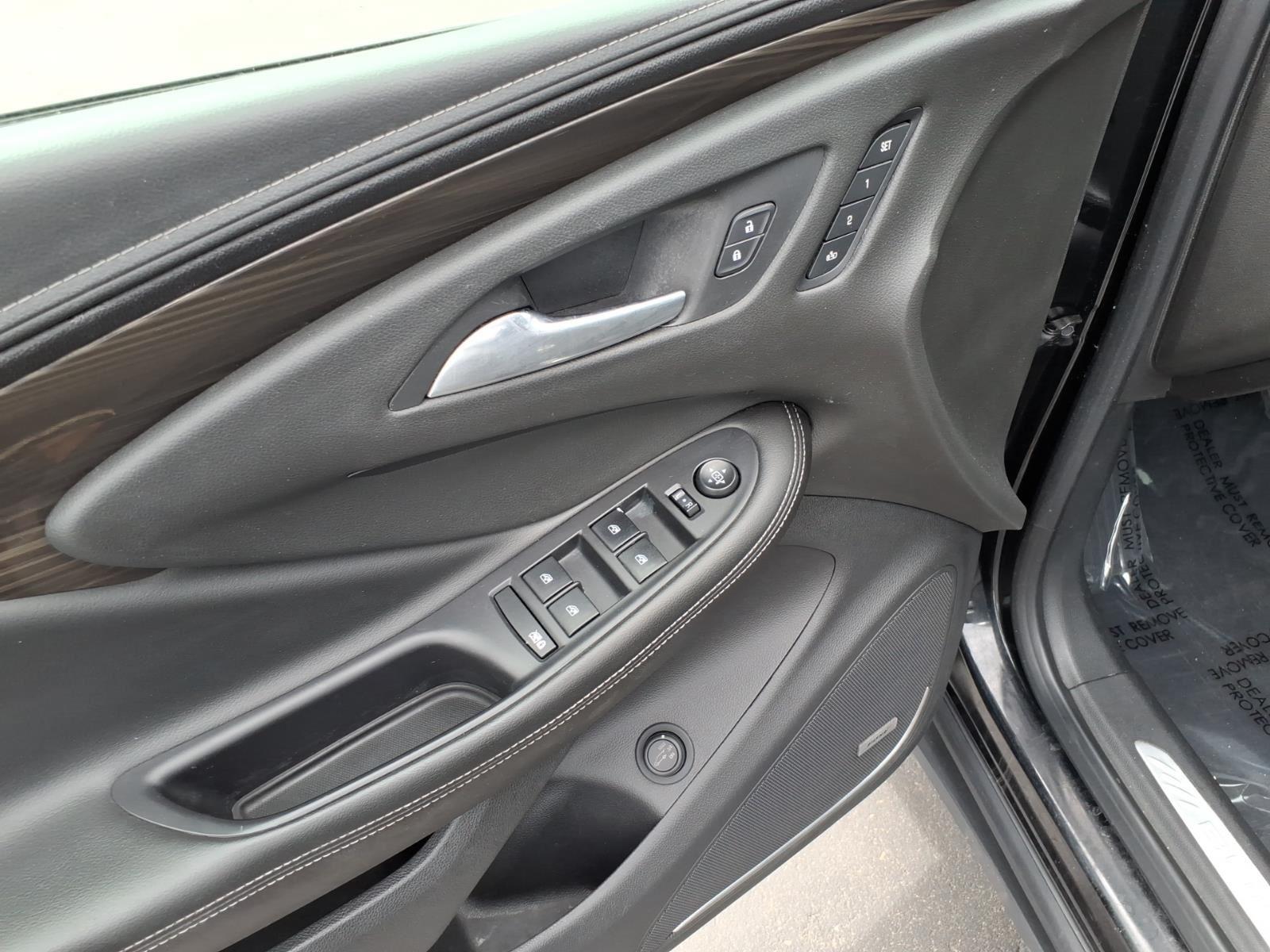 2020 Buick Envision Premium II:14858A