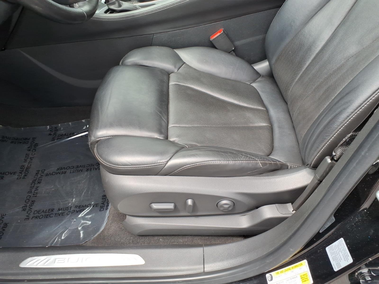 2020 Buick Envision Premium II:14858A
