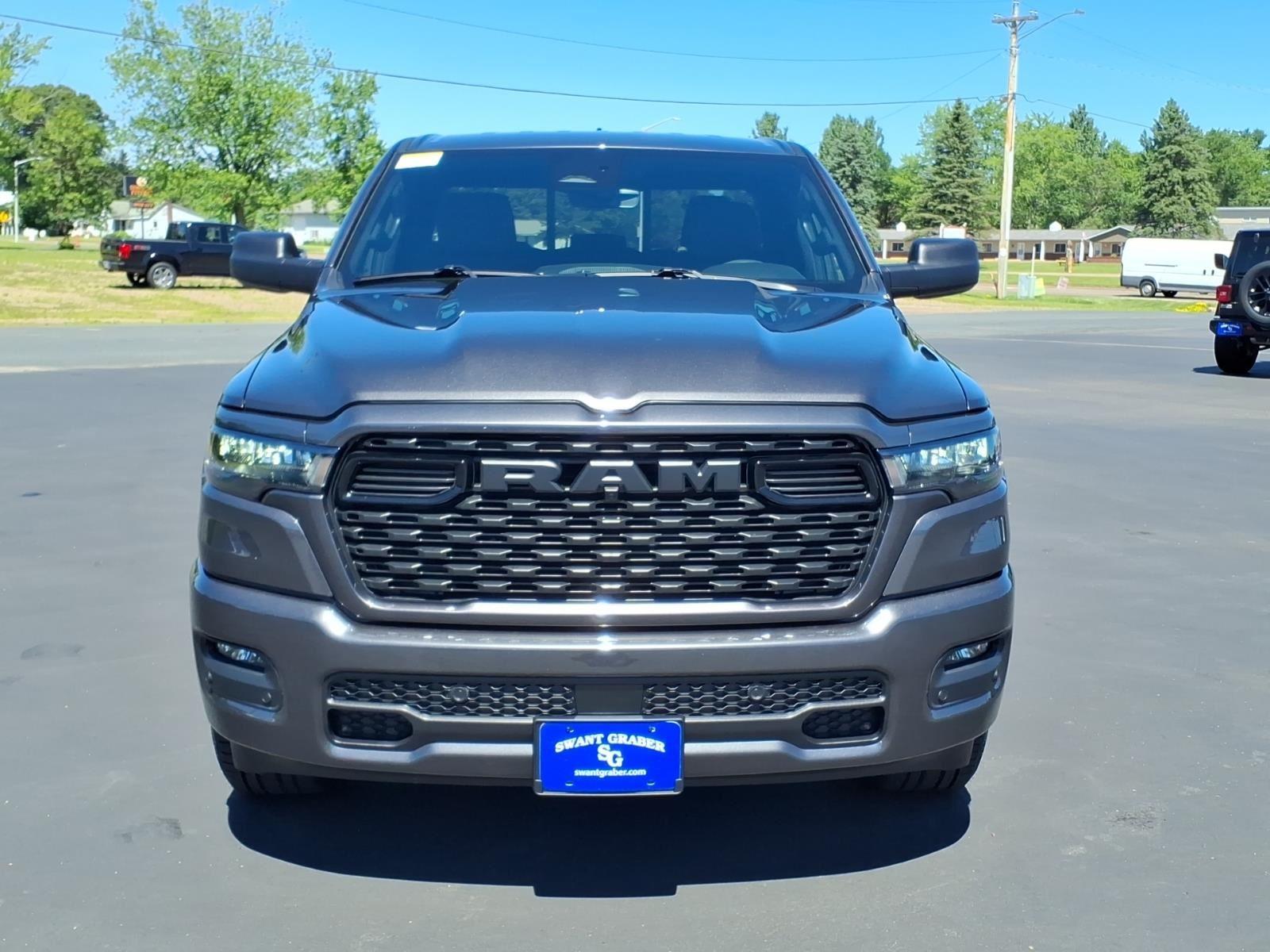2026 Ram 1500 Express:02651