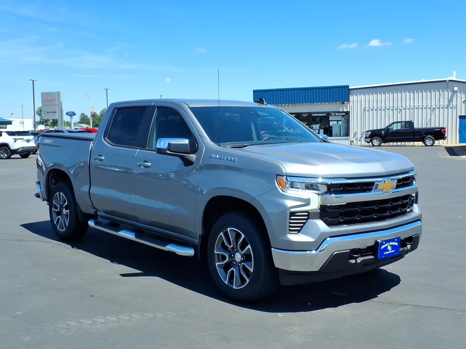 2024 Chevrolet Silverado 1500 LT:02620A