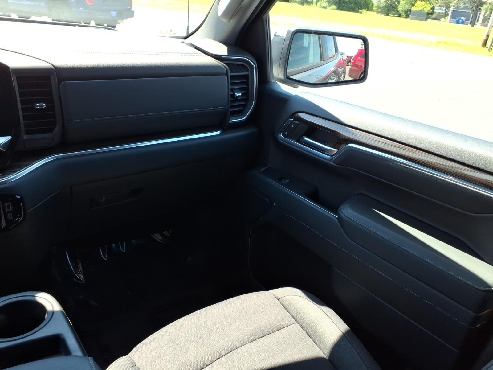 2024 Chevrolet Silverado 1500 LT:02620A