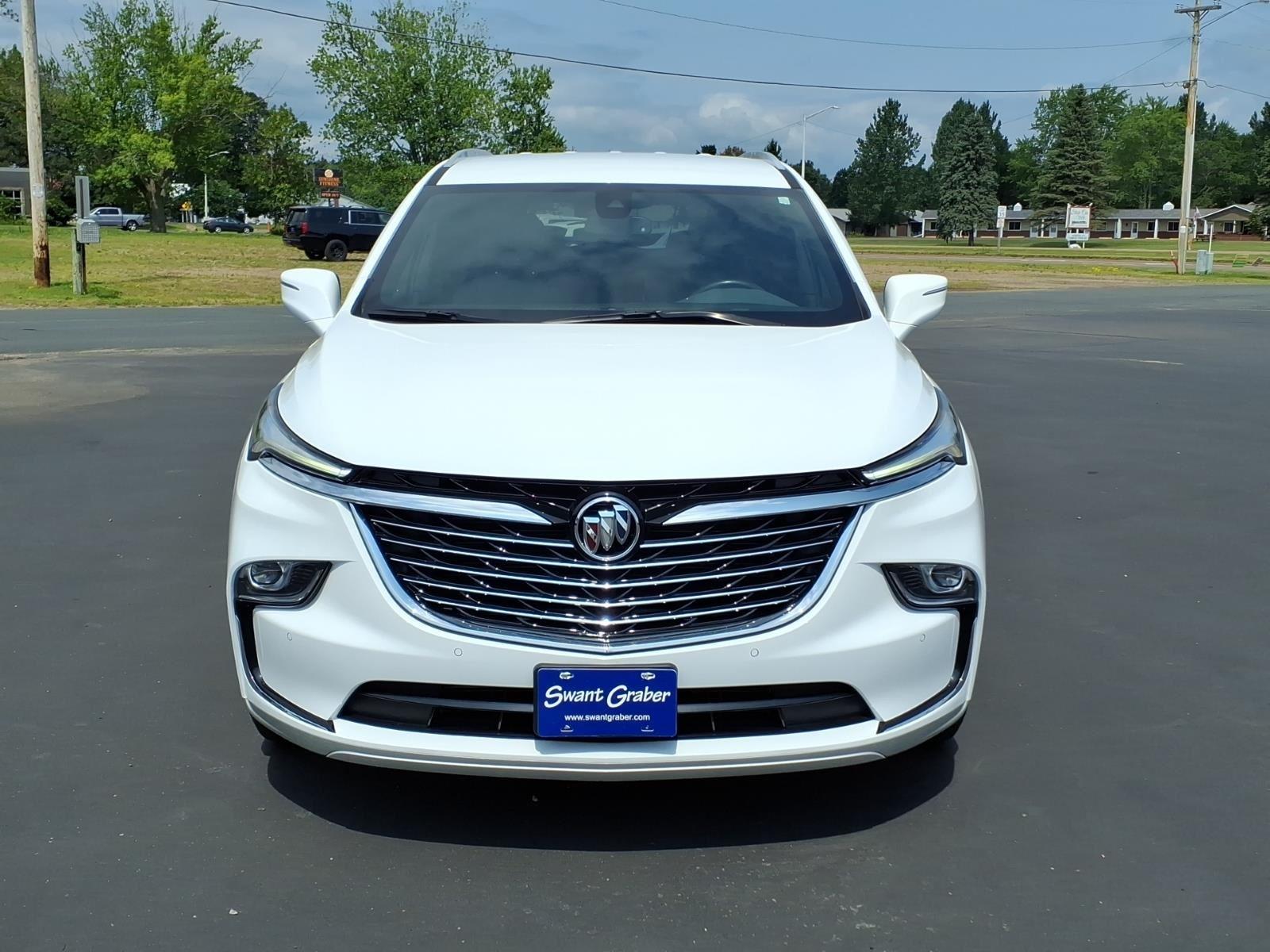2023 Buick Enclave Essence:14880