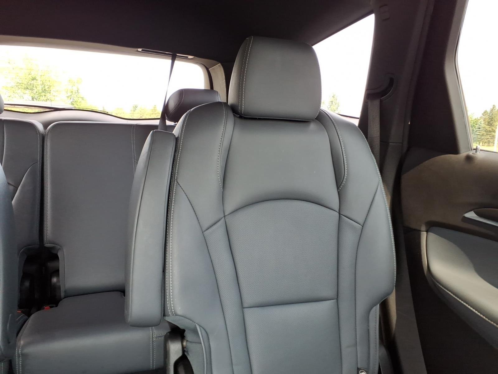 2023 Buick Enclave Essence:14880