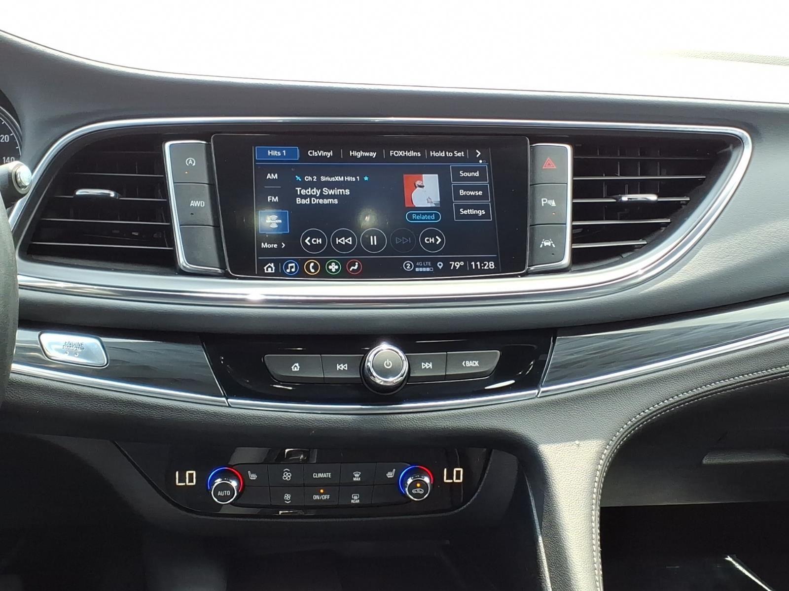 2023 Buick Enclave Essence:14880