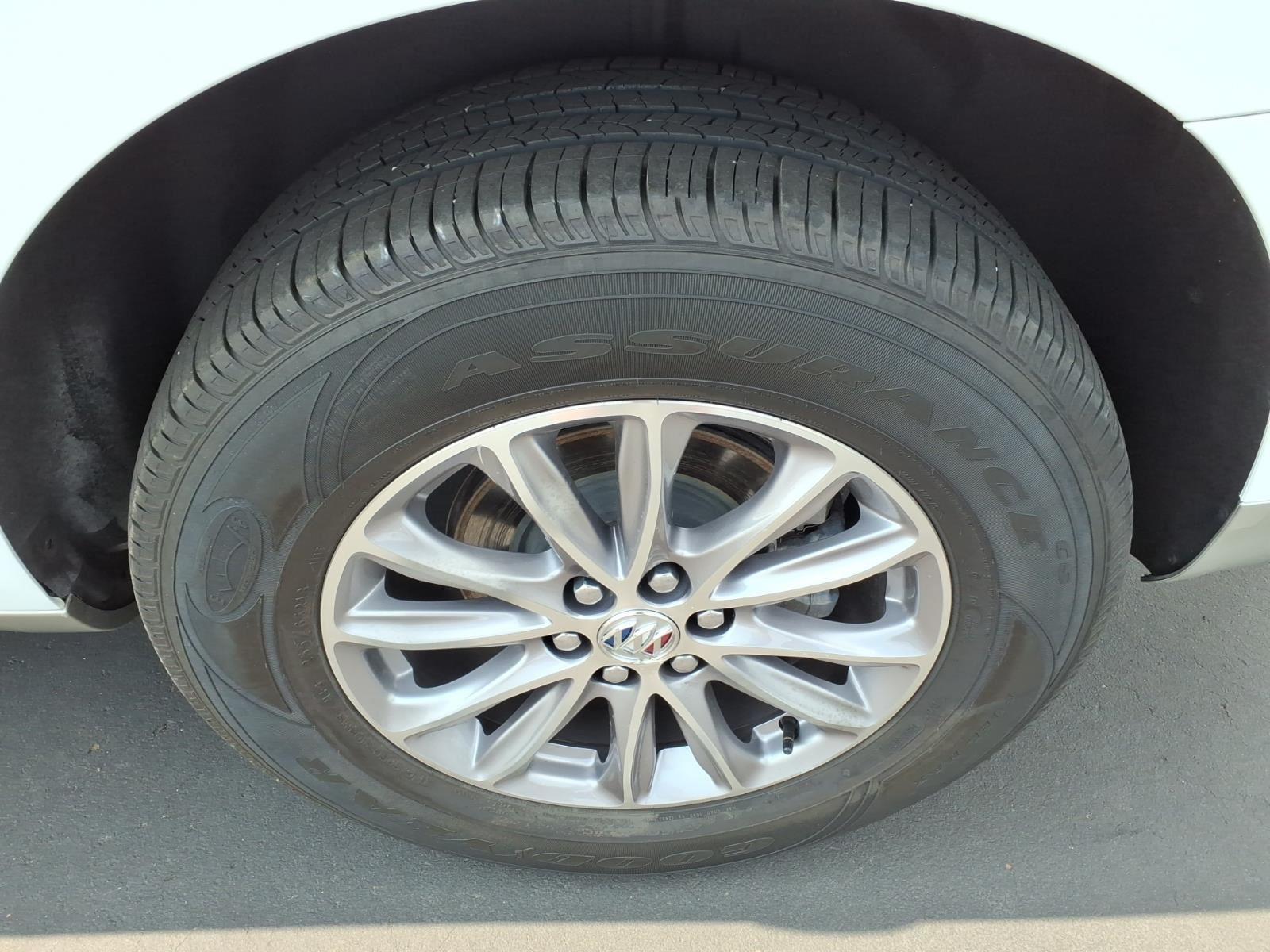 2023 Buick Enclave Essence:14880