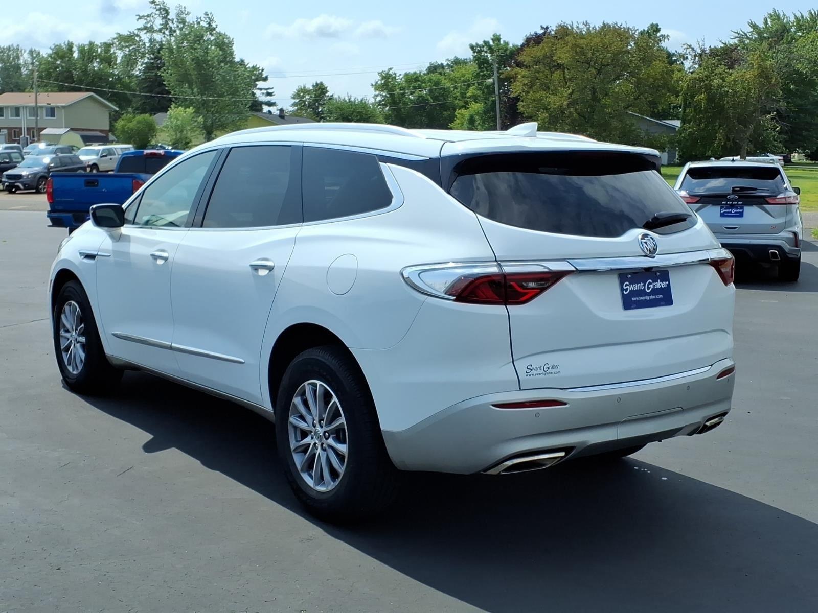 2023 Buick Enclave Essence:14880