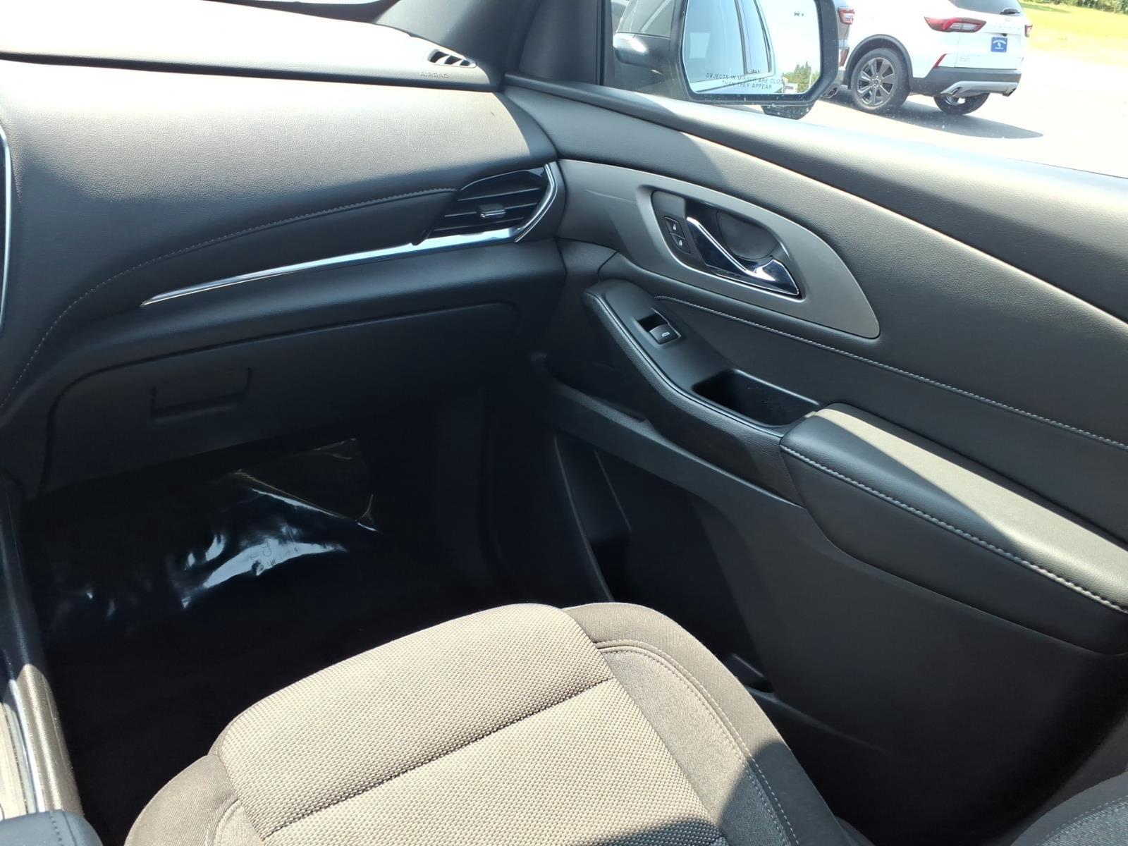 2023 Chevrolet Traverse LT Cloth:14879