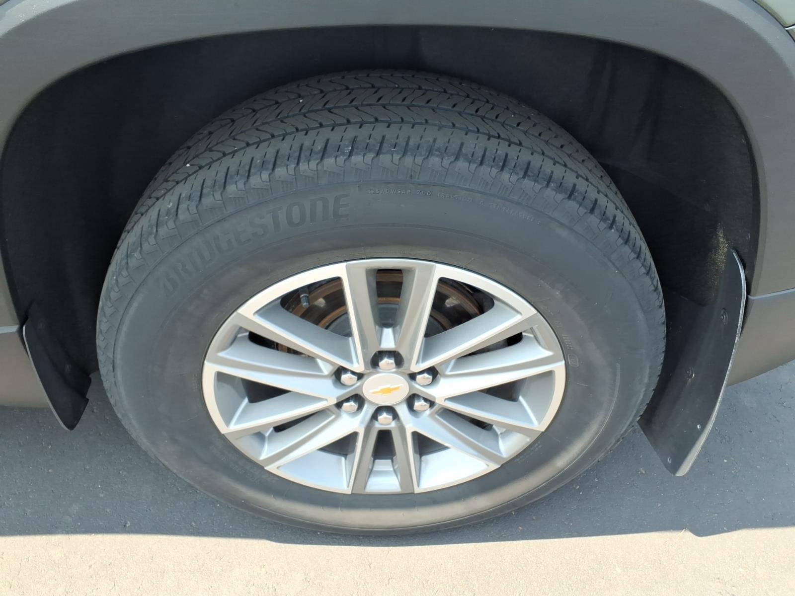 2023 Chevrolet Traverse LT Cloth:14879