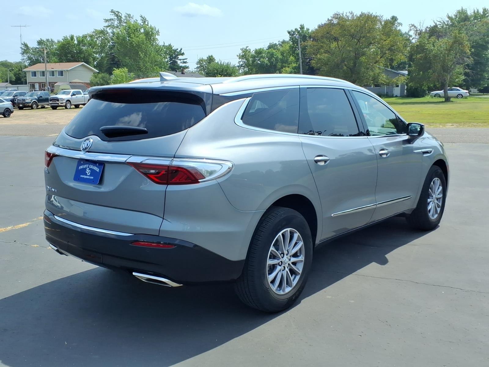 2023 Buick Enclave Essence:14877