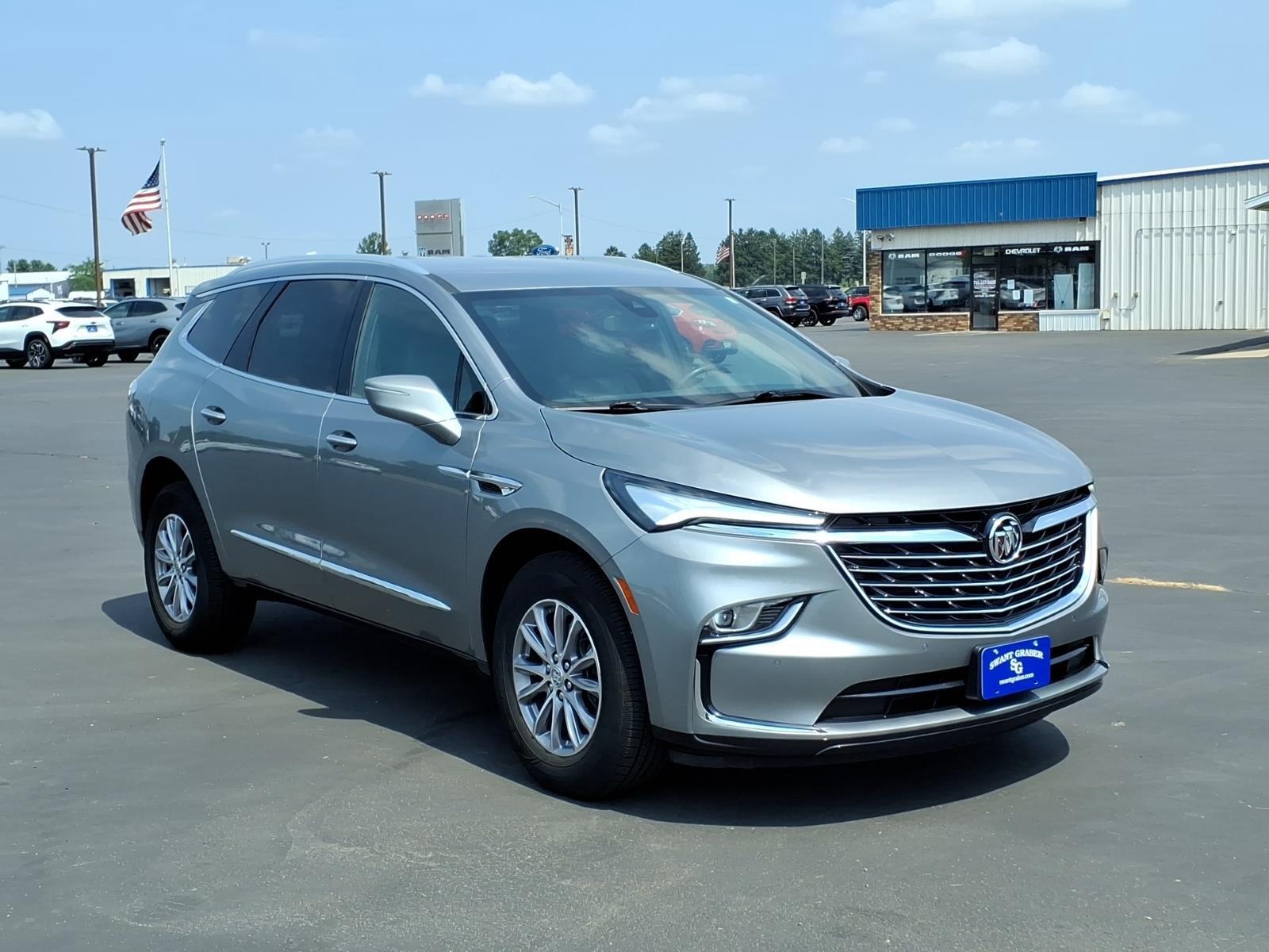 2023 Buick Enclave Essence:14877