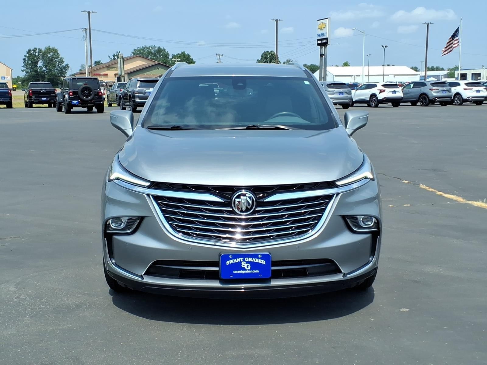 2023 Buick Enclave Essence:14877