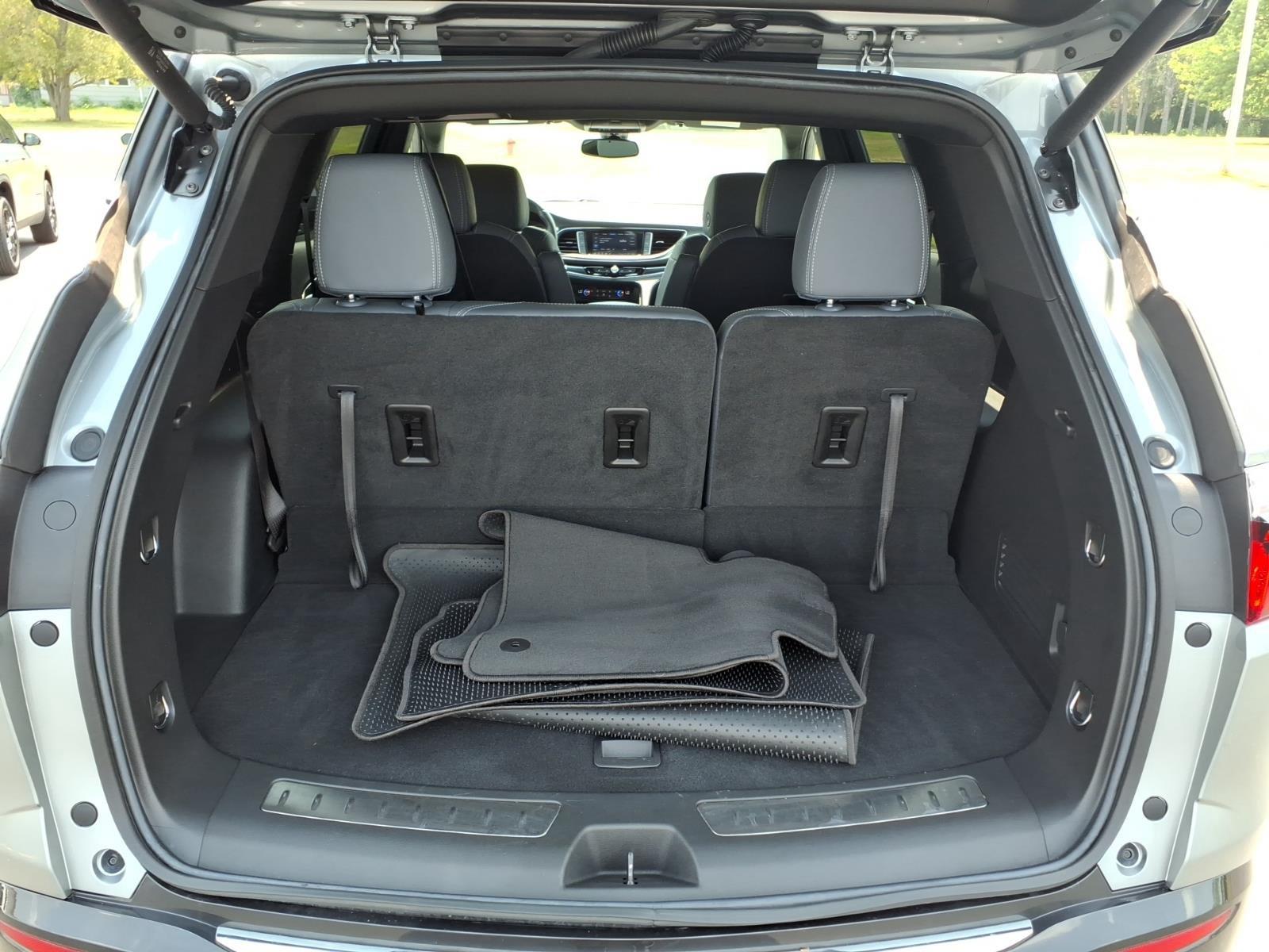 2023 Buick Enclave Essence:14877