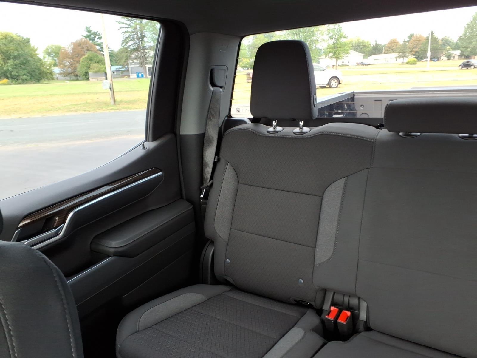 2025 Chevrolet Silverado 1500 LT:02645A