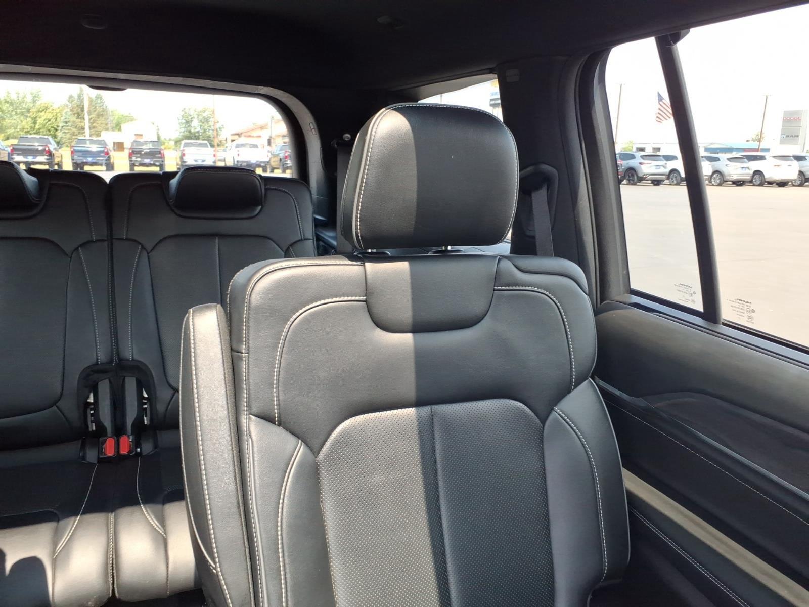 2021 Jeep Grand Cherokee L Overland:02639A