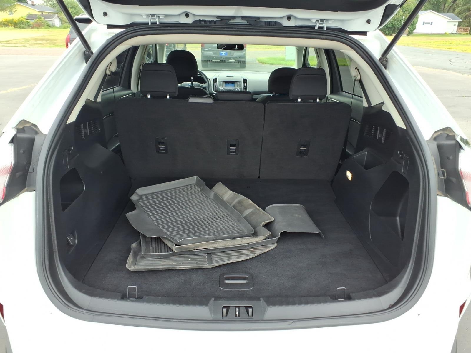 2019 Ford Edge SE:02635A