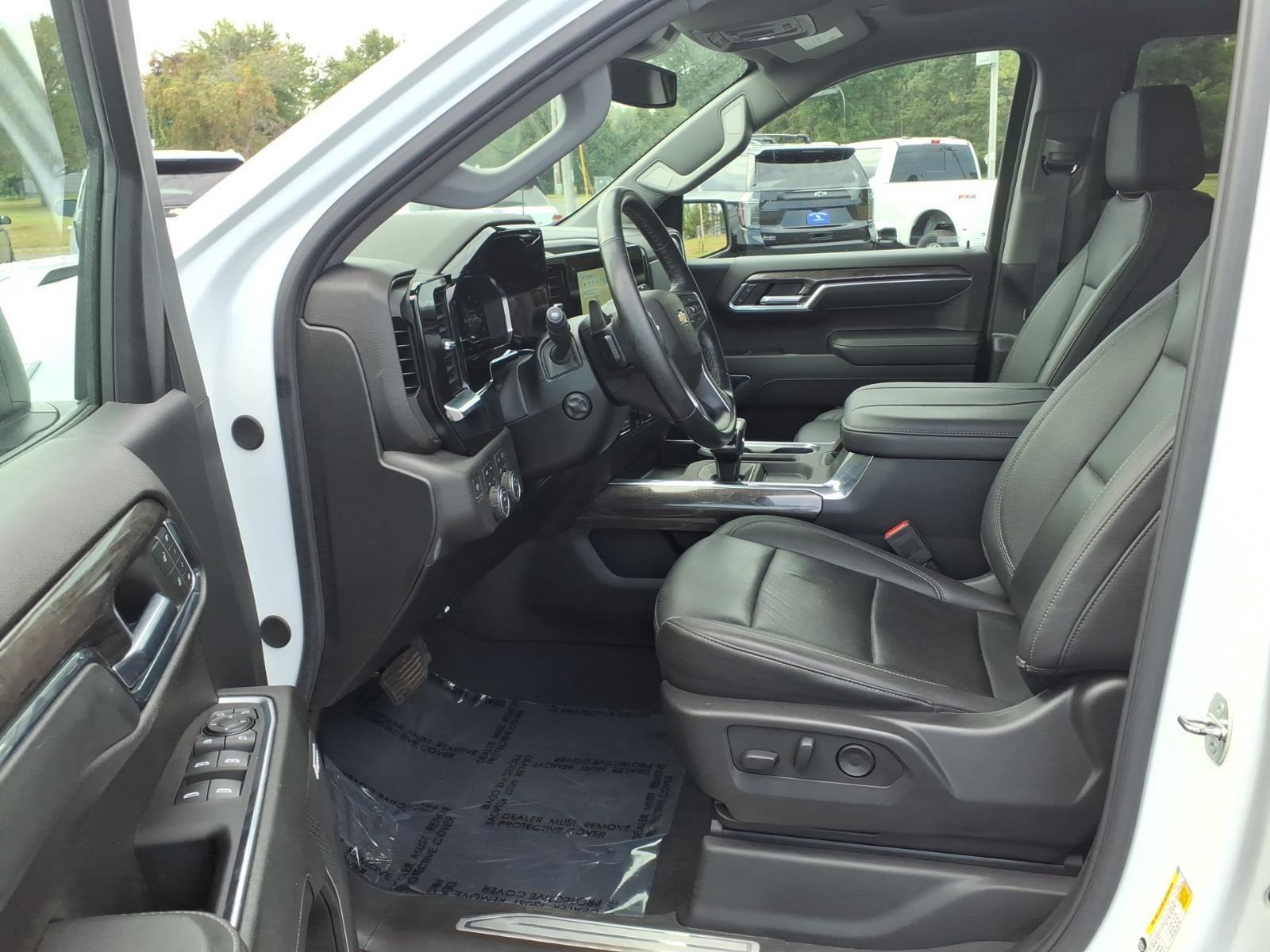 2024 Chevrolet Silverado 1500 LTZ:02656A