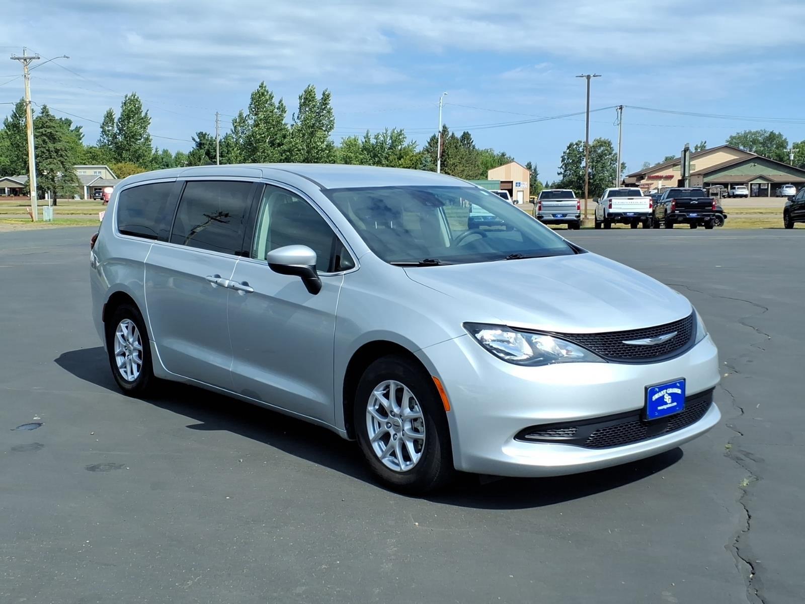 2023 CHRYSLER VOYAGER LX:14890