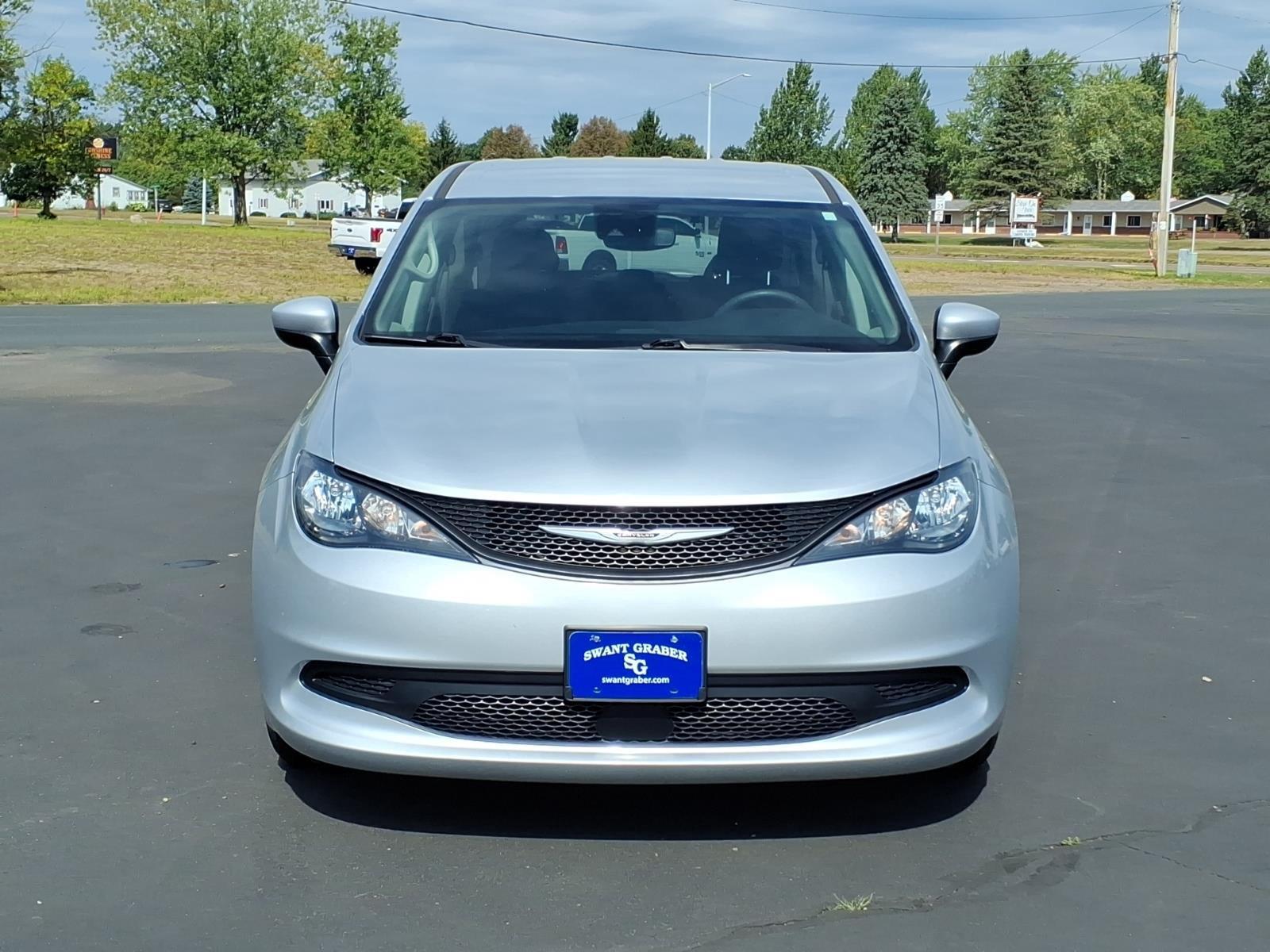 2023 CHRYSLER VOYAGER LX:14890