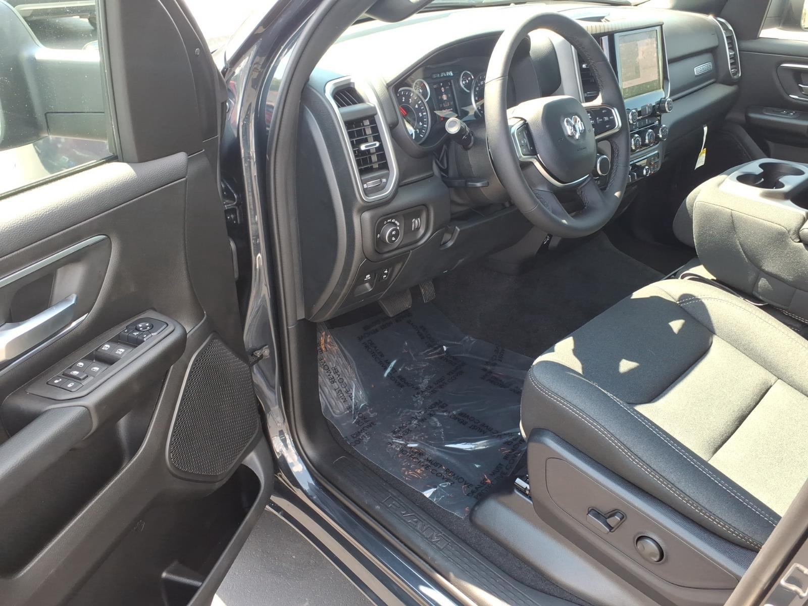 2027 Ram 1500 Big Horn:2707