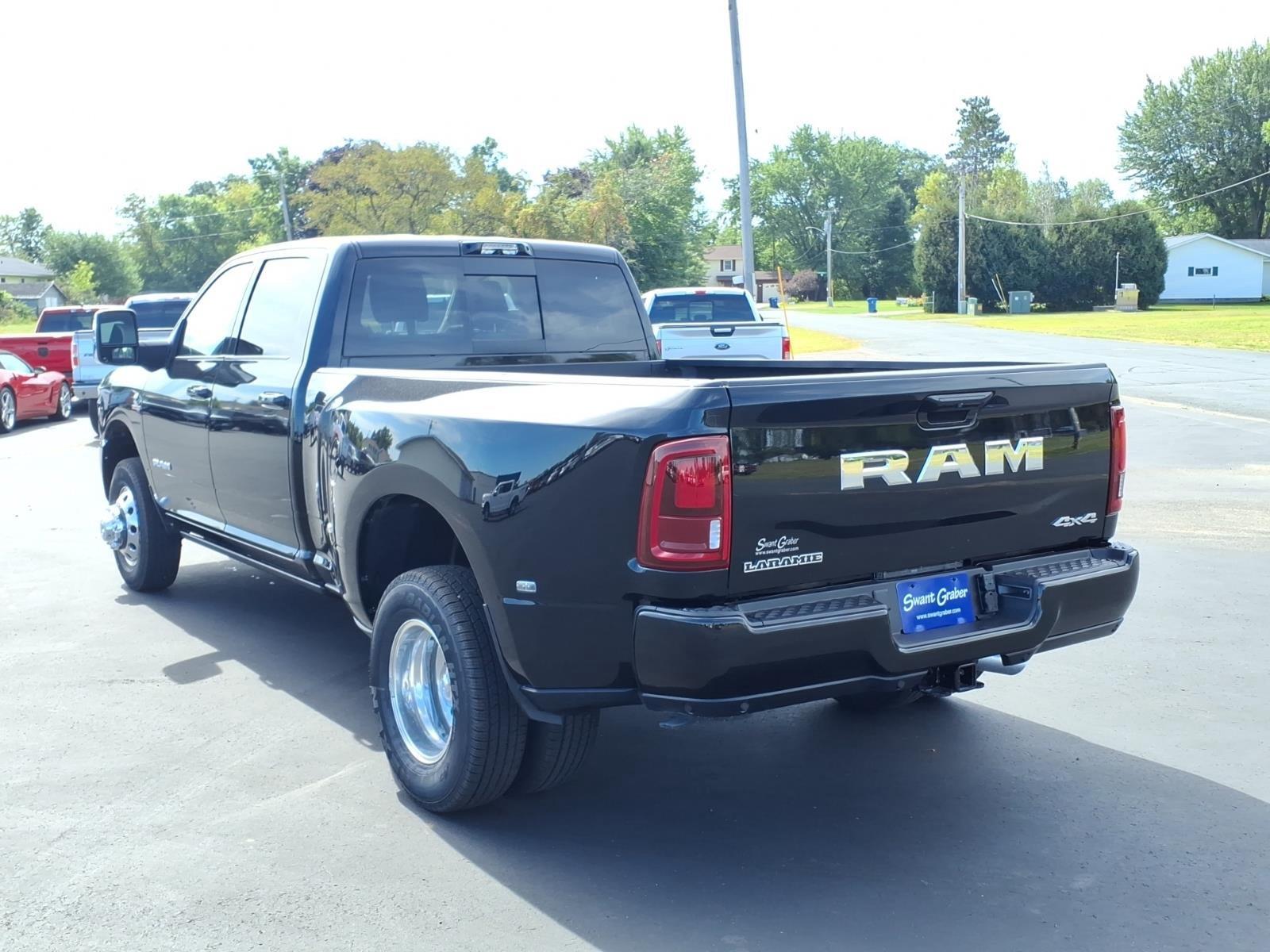 2027 Ram 3500 Laramie:2706