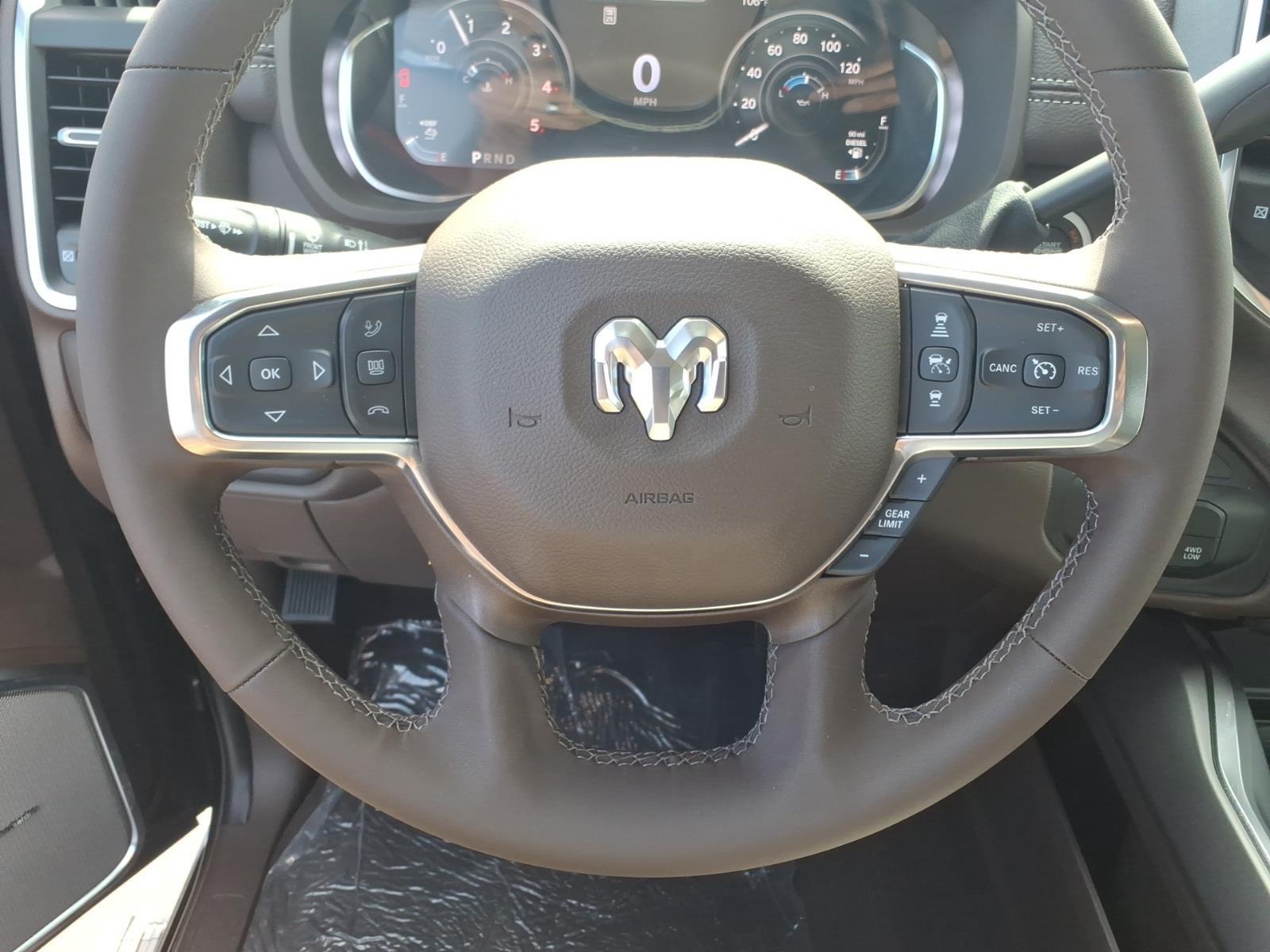 2027 Ram 3500 Laramie:2706
