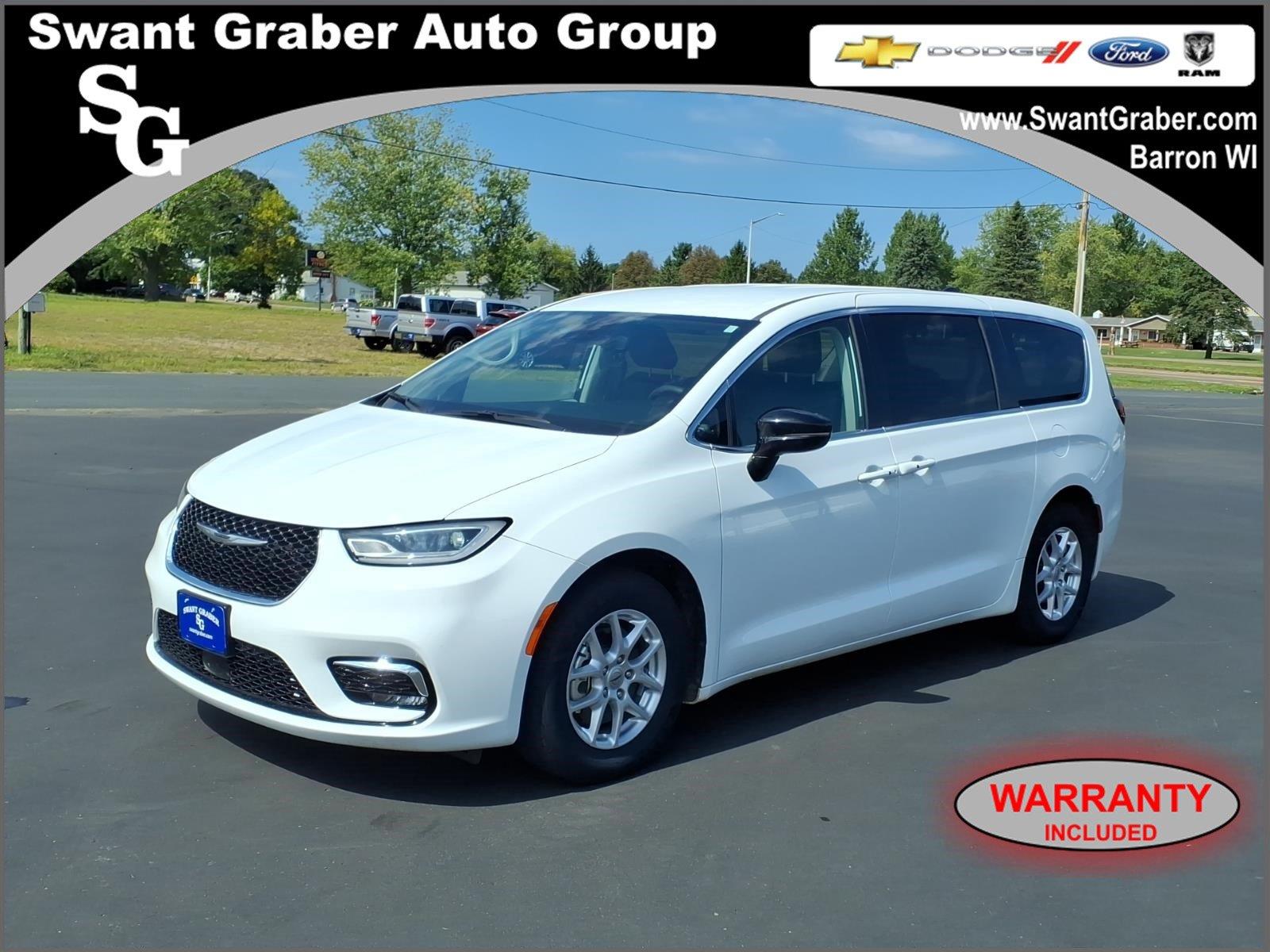  2024 Chrysler Pacifica Touring L FWD   