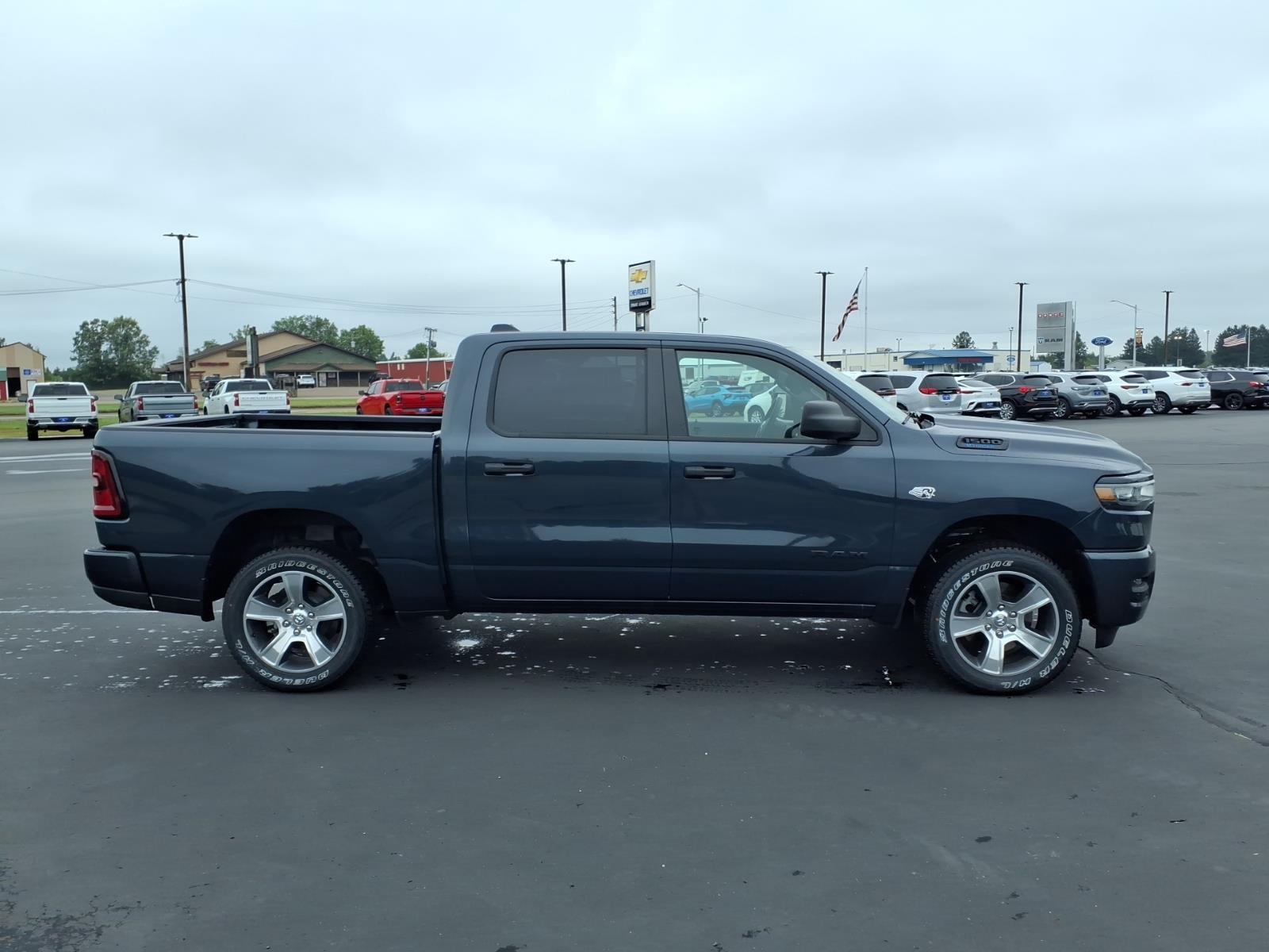 2026 Ram 1500 Express:02670W