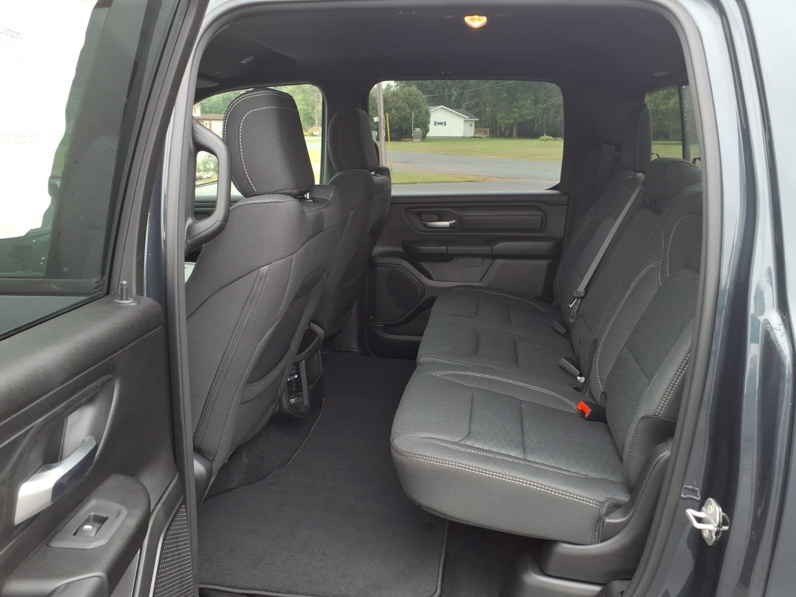 2026 Ram 1500 Express:02670W