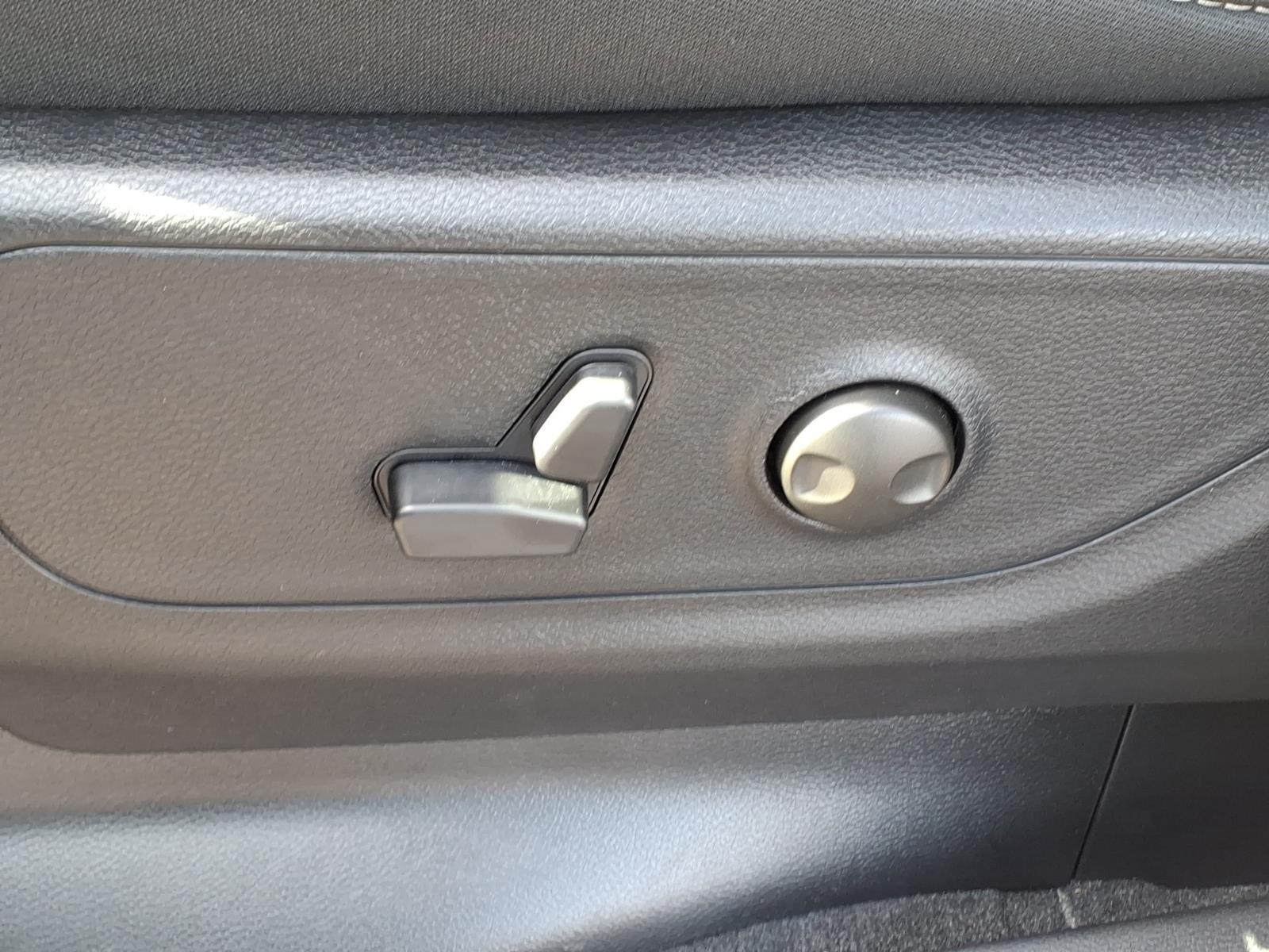 2027 Ram 1500 Big Horn:2713