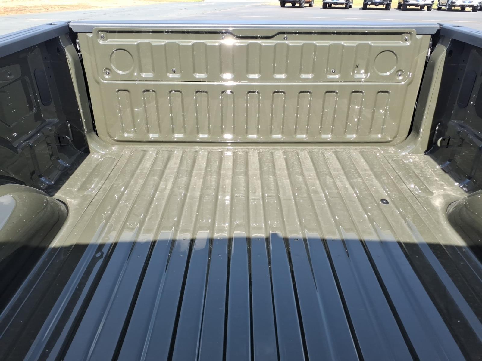 2027 Ram 1500 Big Horn:2713